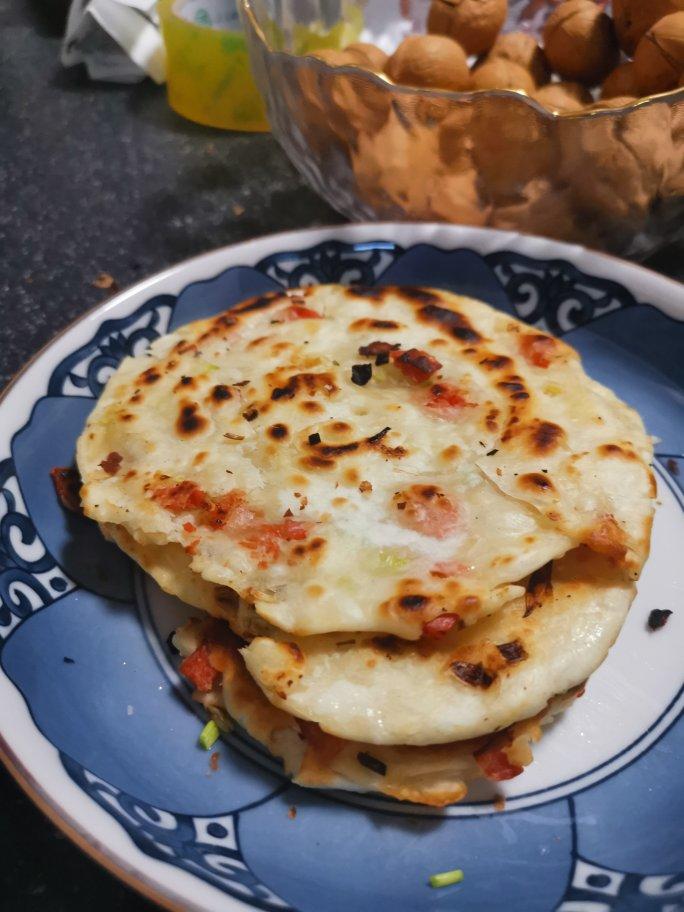 【葱油饼】假期好好做早餐，4步吃上香脆葱油饼！
