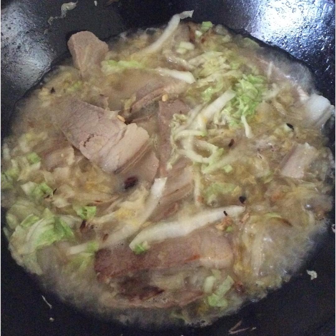 酸菜白肉炖粉条