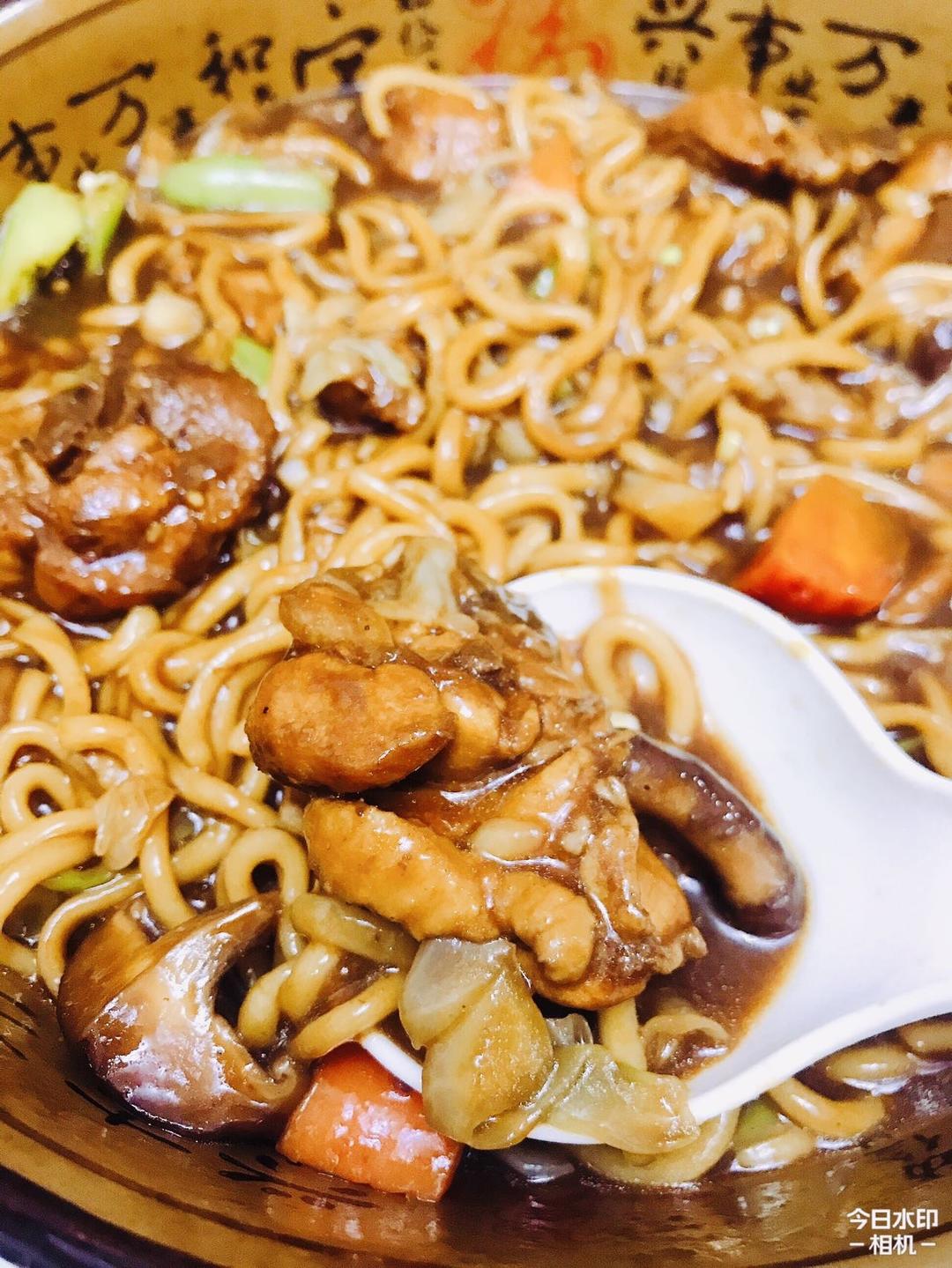鸡腿土豆焖面【12月北鼎珐琅锅食谱】