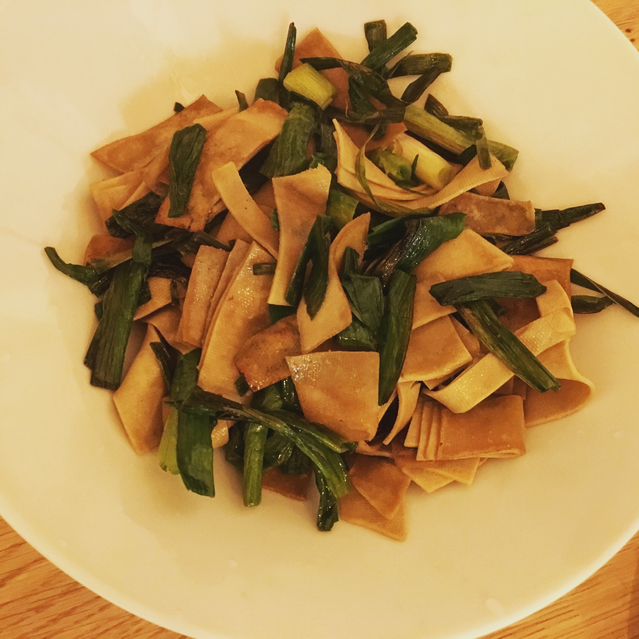大蒜炒香干