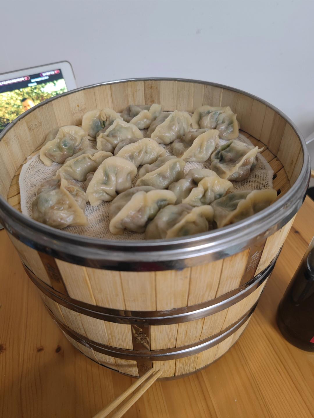 冬至吃韭菜猪肉饺子🥟