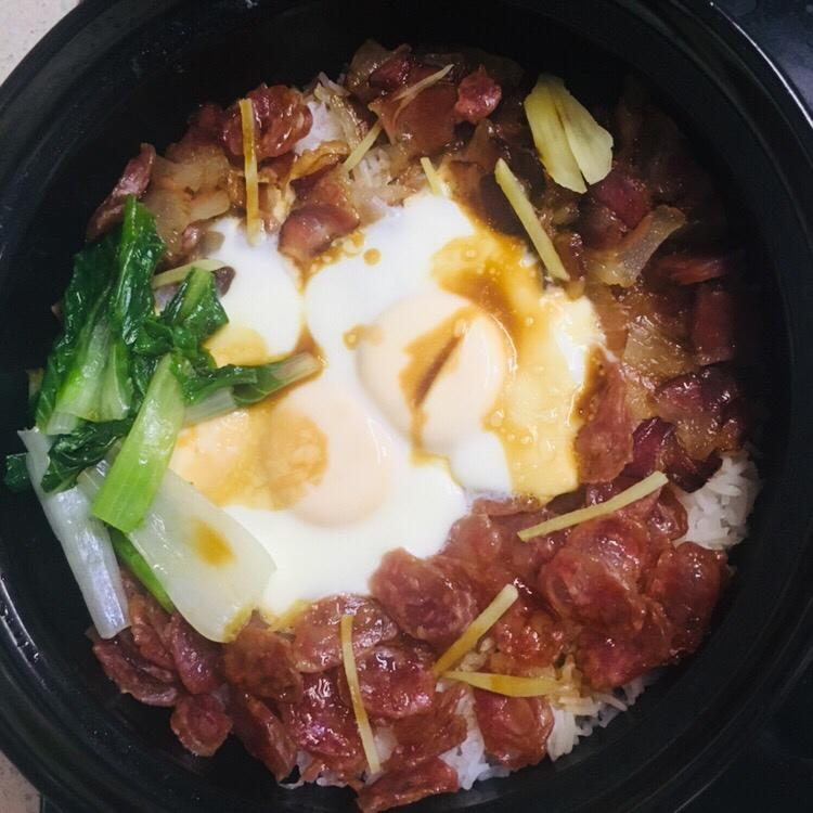 双腊煲仔饭