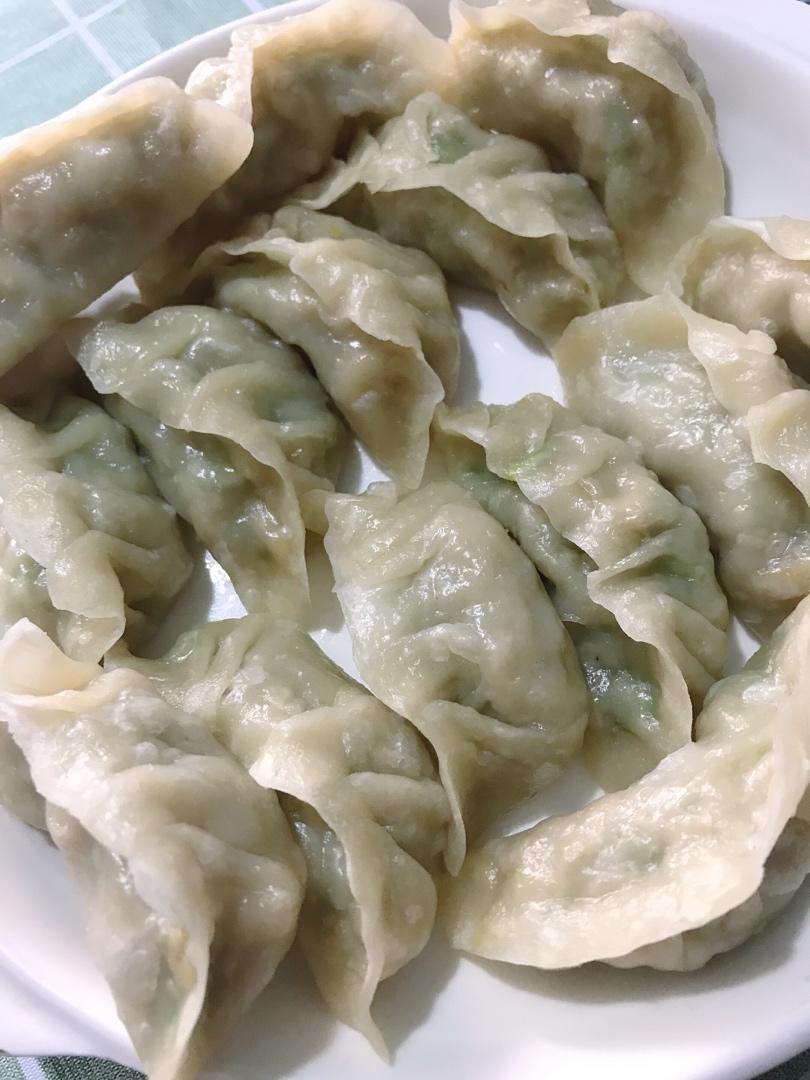 超好吃西葫芦蒸饺