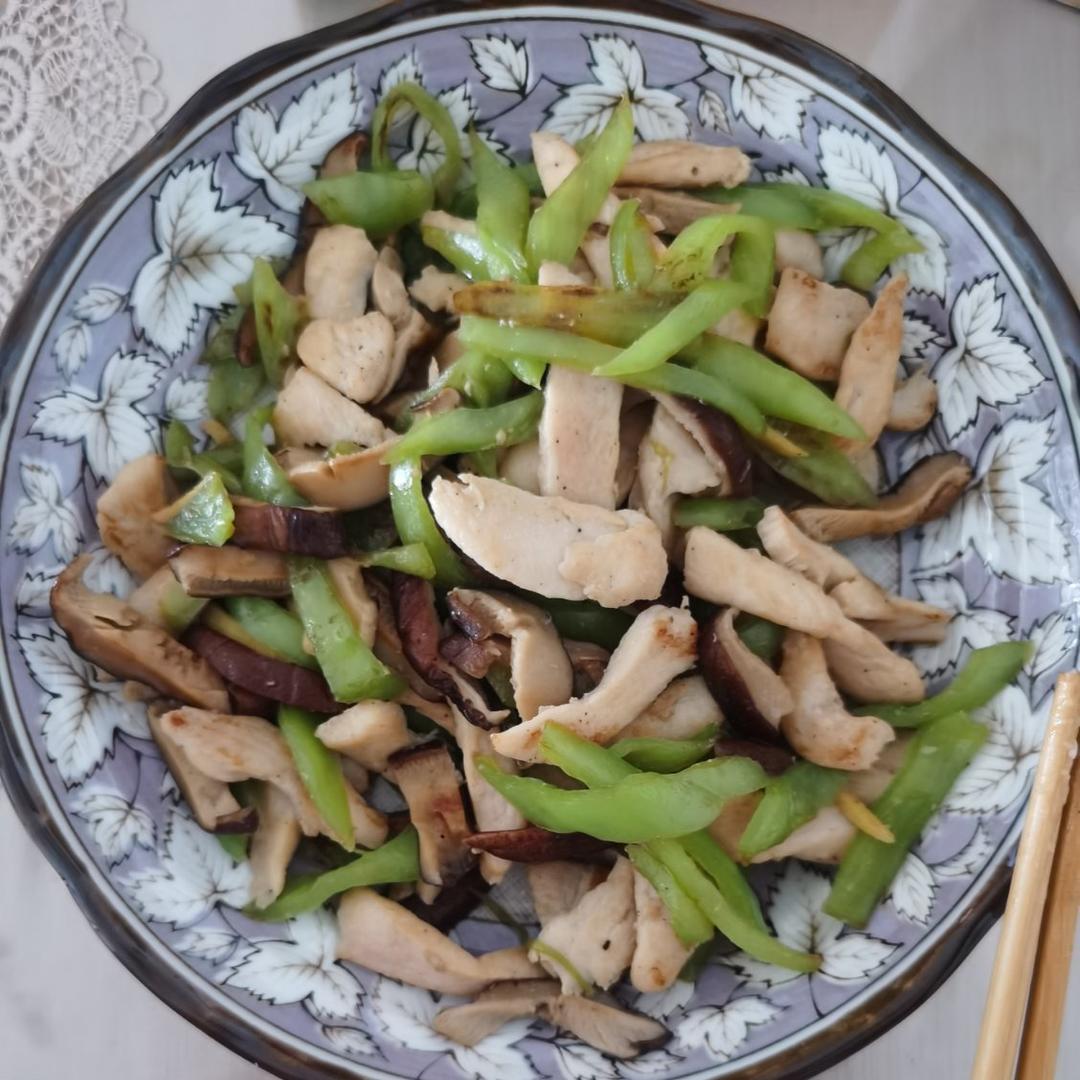 香菇炒肉，超级下饭哦