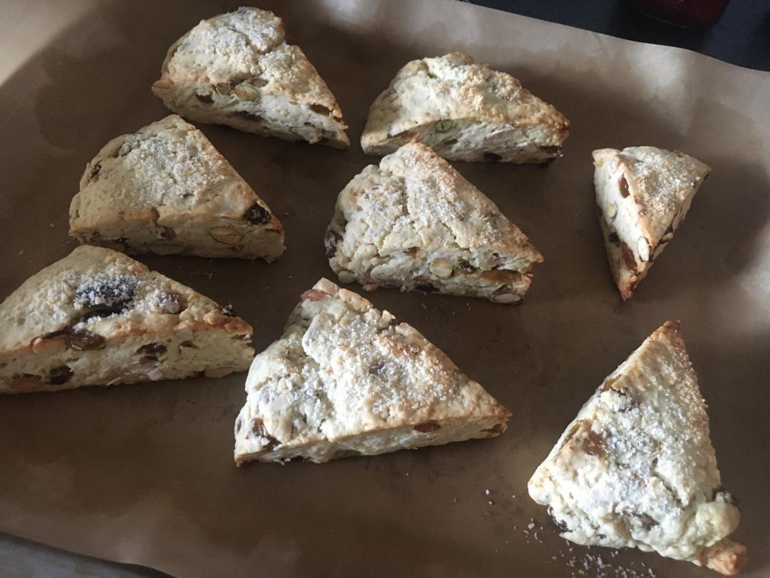 完胜星巴克的超美味酥脆司康 super easy crunched scone