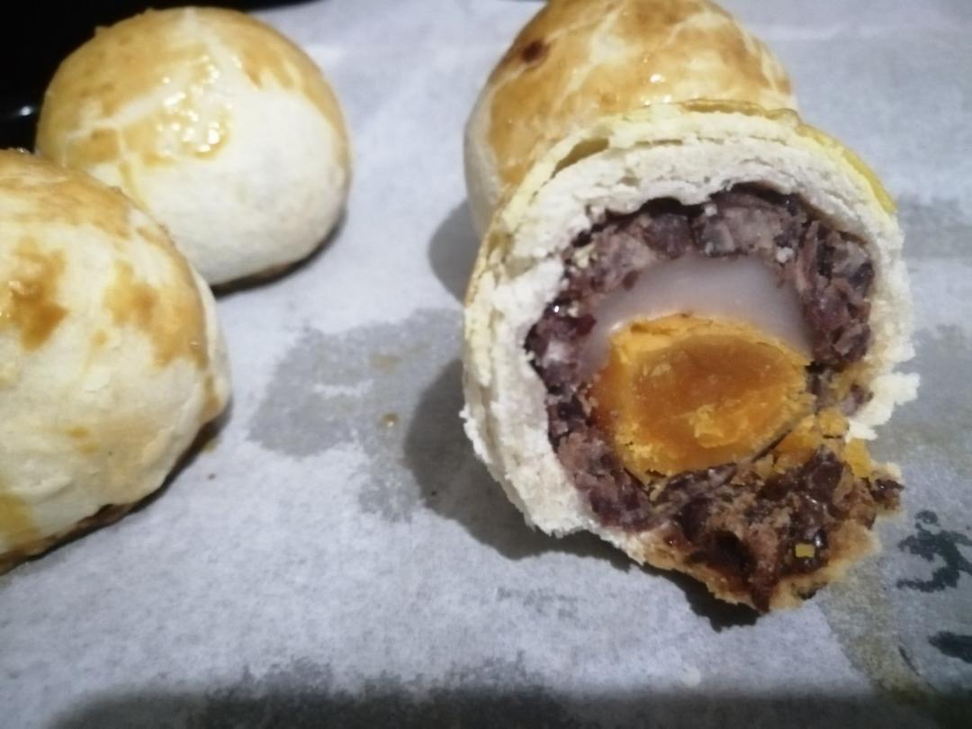 红豆酥皮月饼