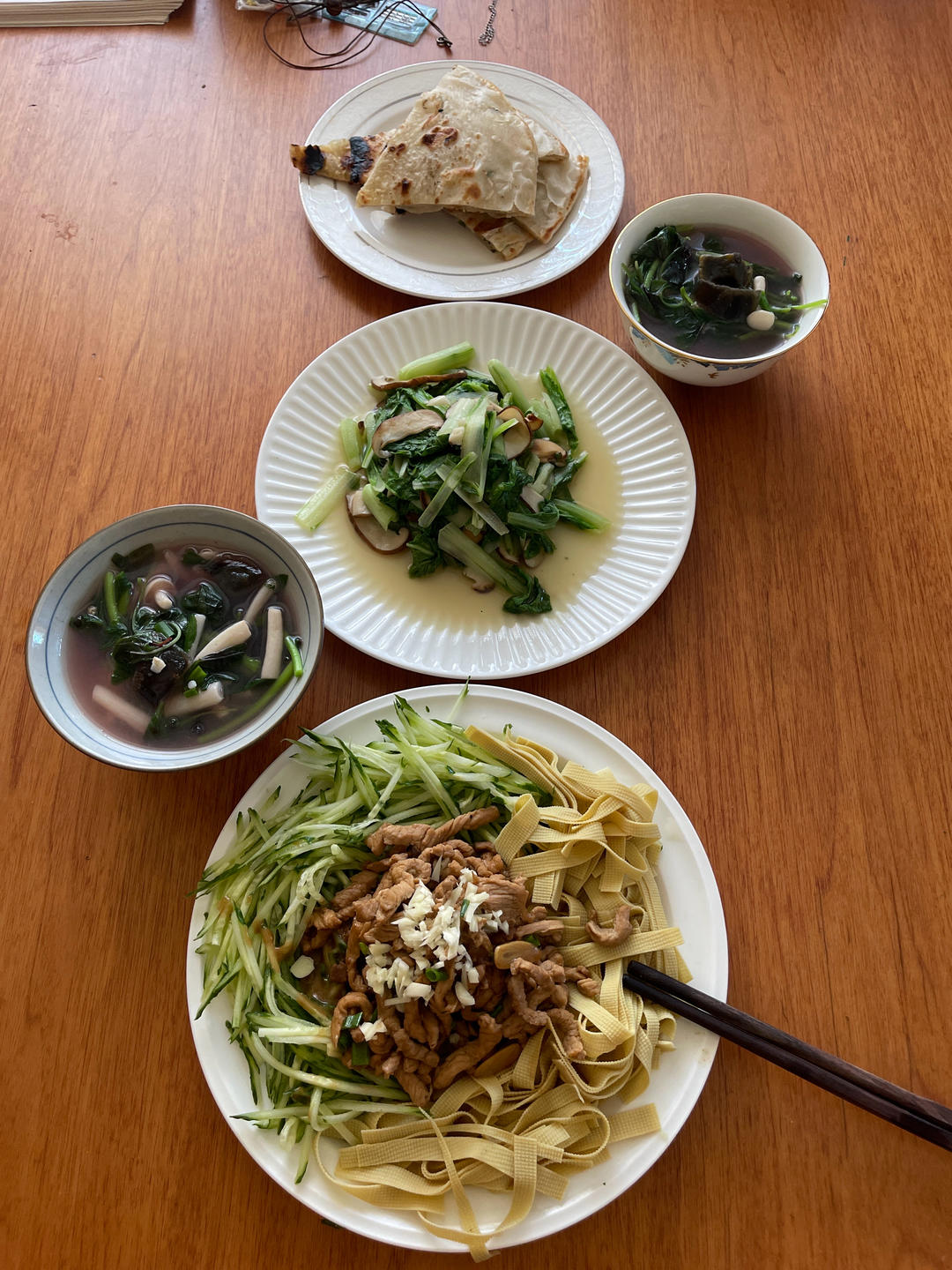 上汤皮蛋苋菜