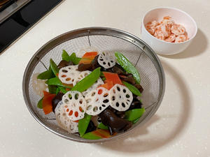 夏季必吃的小炒菜——荷塘月色的做法 步骤9