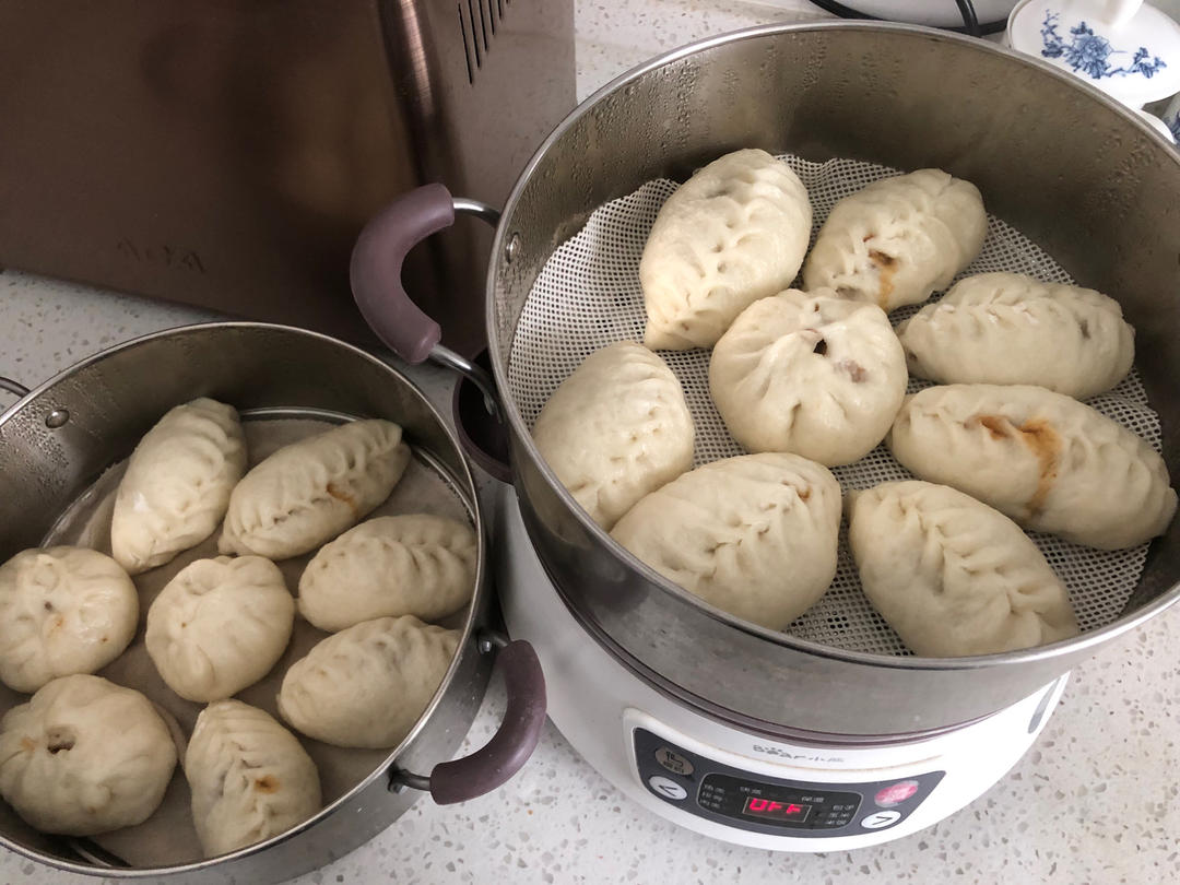神仙配方肉包子     6个左右