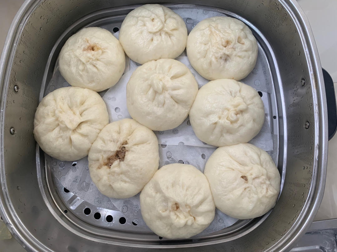 神仙配方肉包子     6个左右