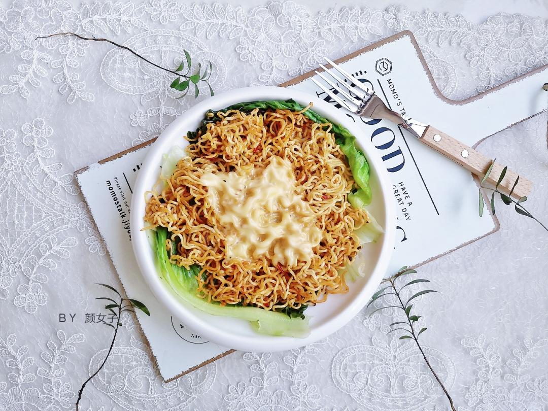 芝士炒方便面#麦子厨房美食锅#