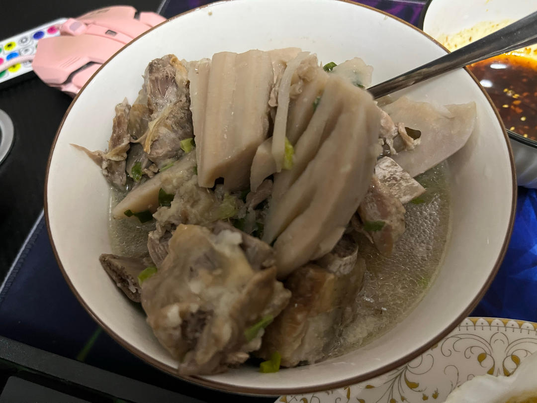排骨莲藕汤
