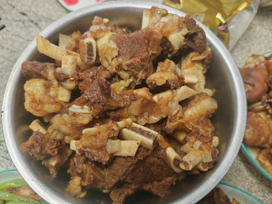 【家乡美味】骨头也酥酥的红烧牛排