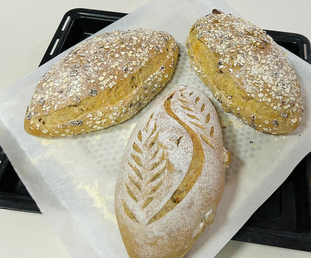 全麦核桃红枣软欧