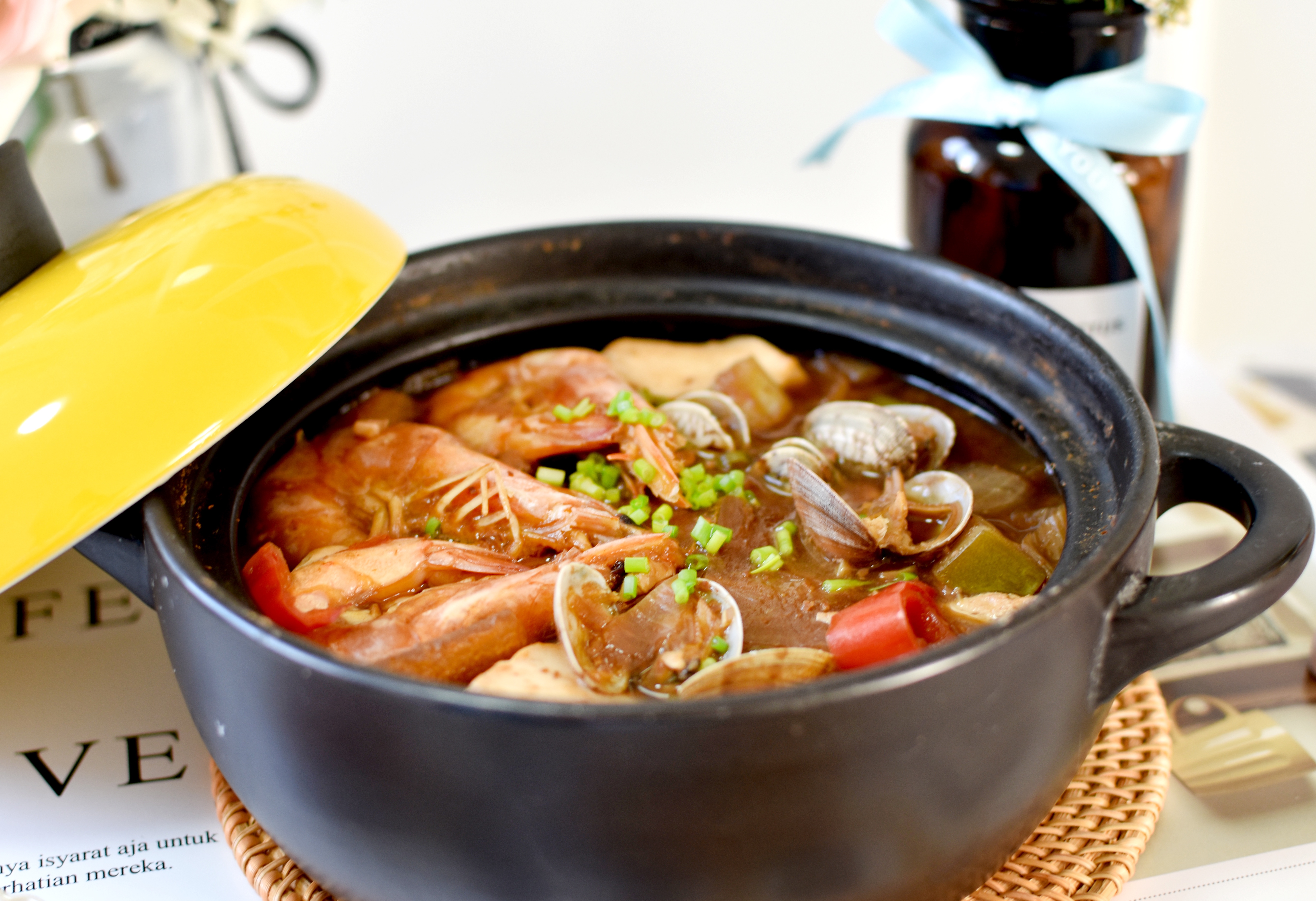 好吃的韩式【海鲜大酱汤】的做法 步骤1