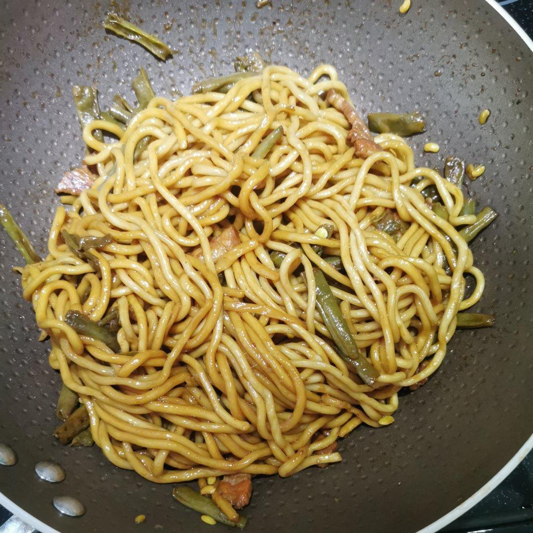 豆角焖面