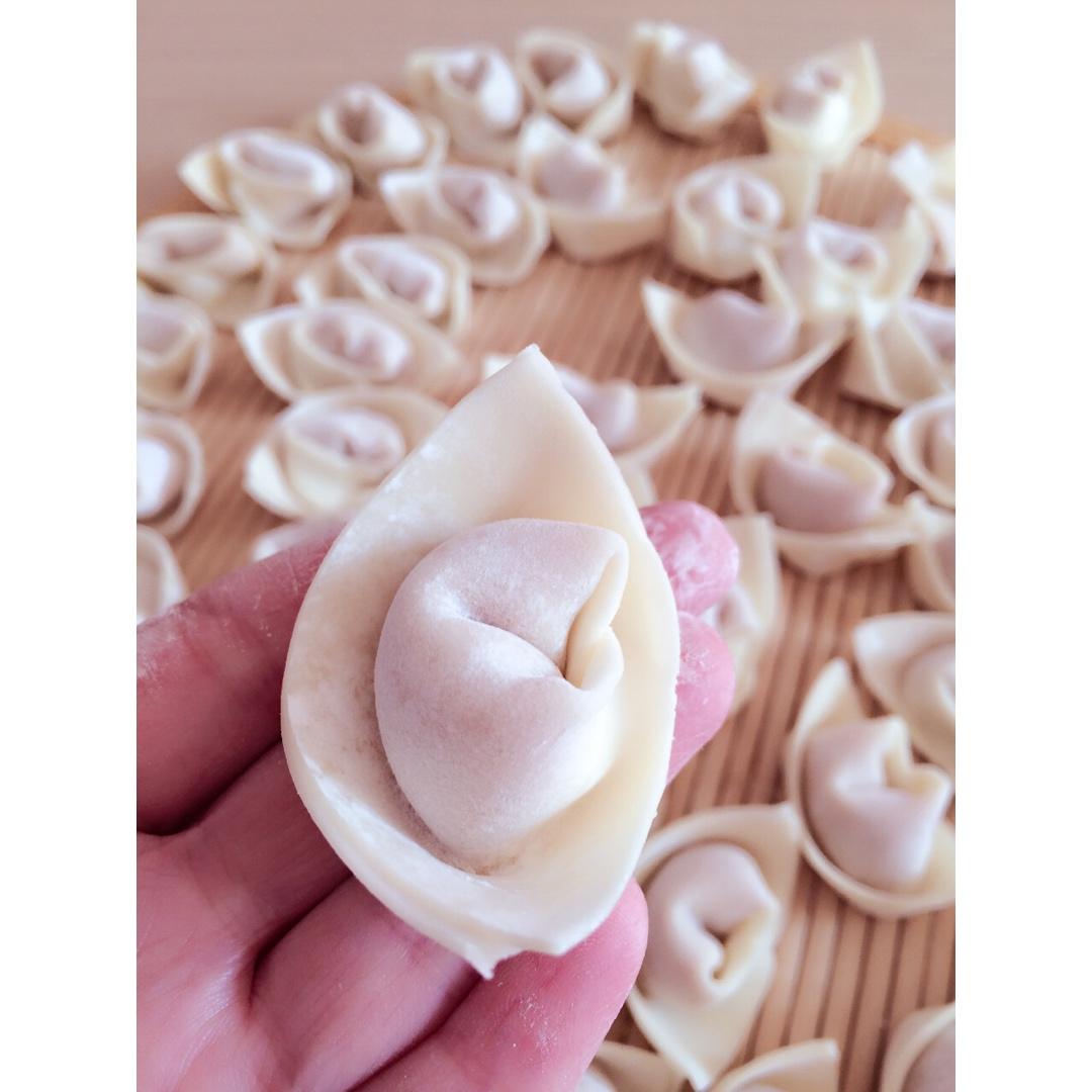元宝馄饨的包法