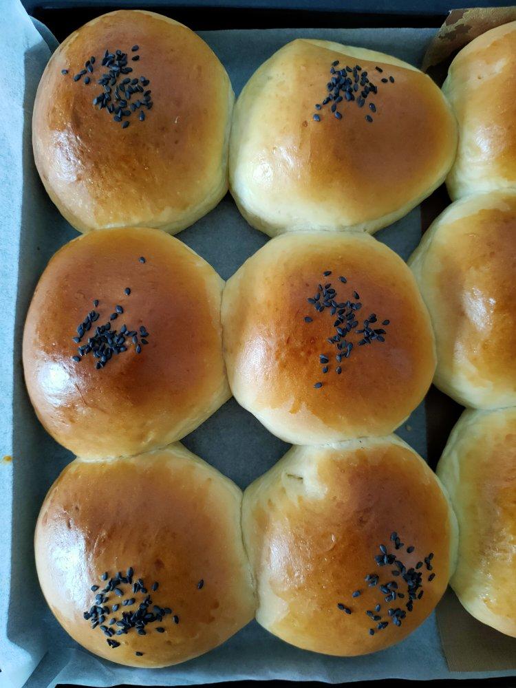 🥛超简单快手，柔软拉丝，一次发酵，牛奶小餐包