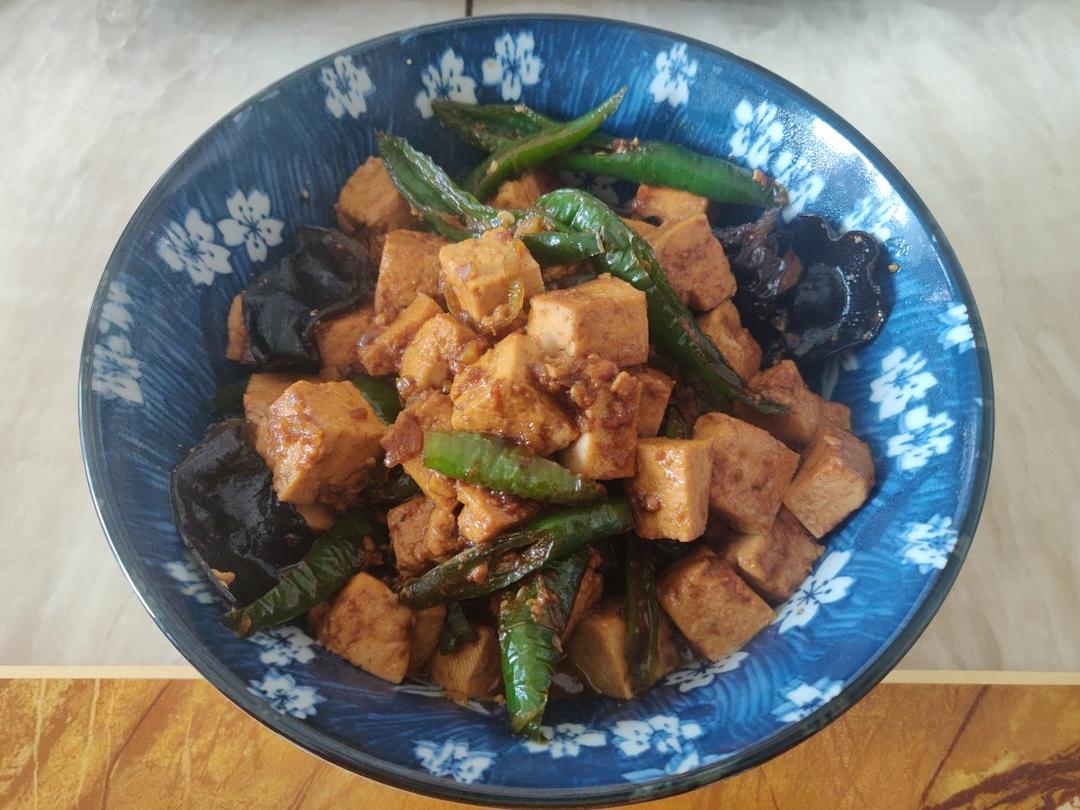 厨师长教你：“懒人烧豆腐”的家常做法，很简单懒人的做法，收藏