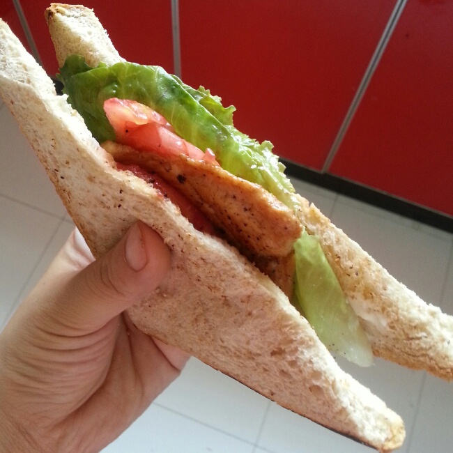 黑椒鸡排三明治