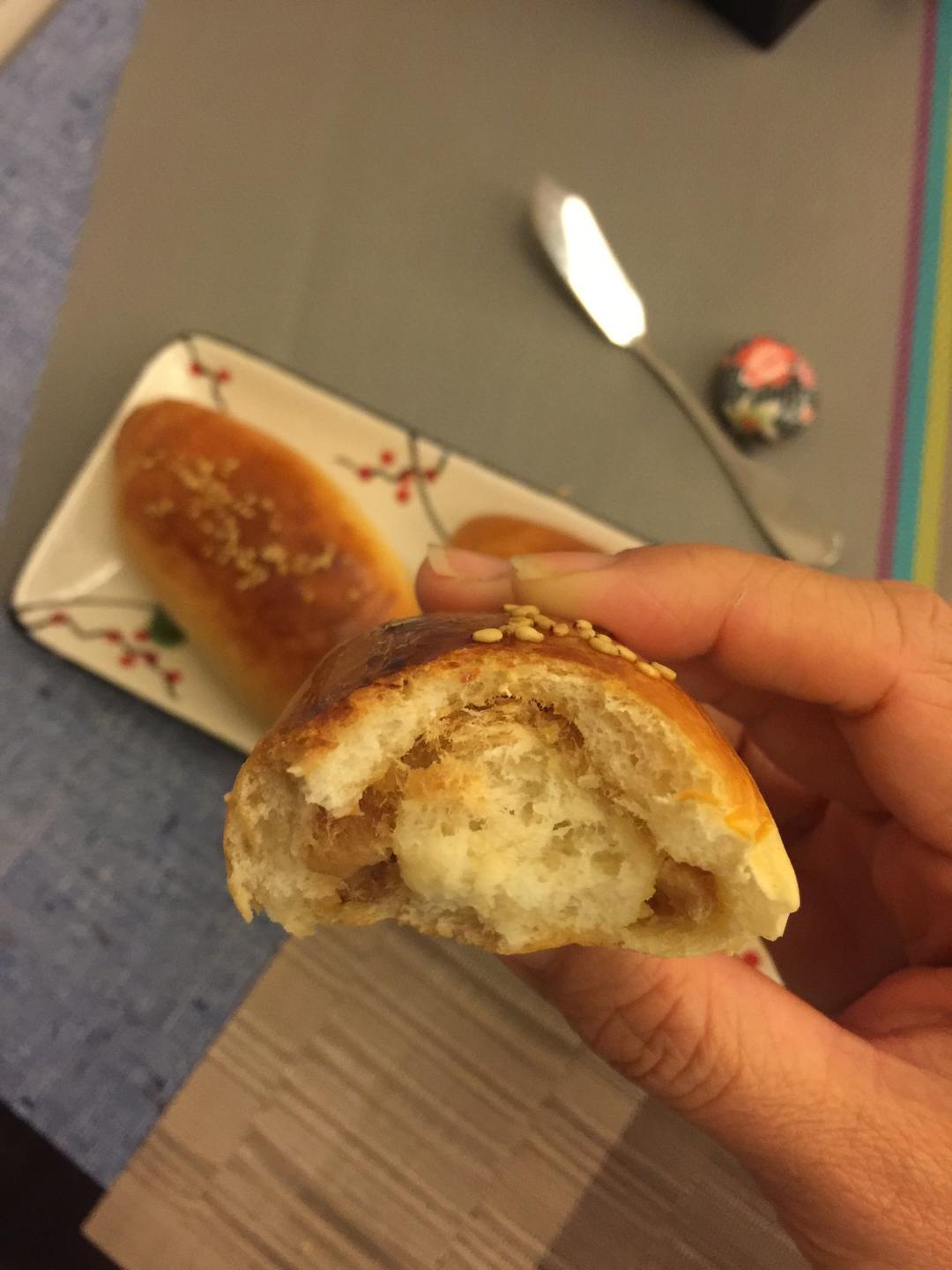 肉松沙拉酱面包（65度汤种）