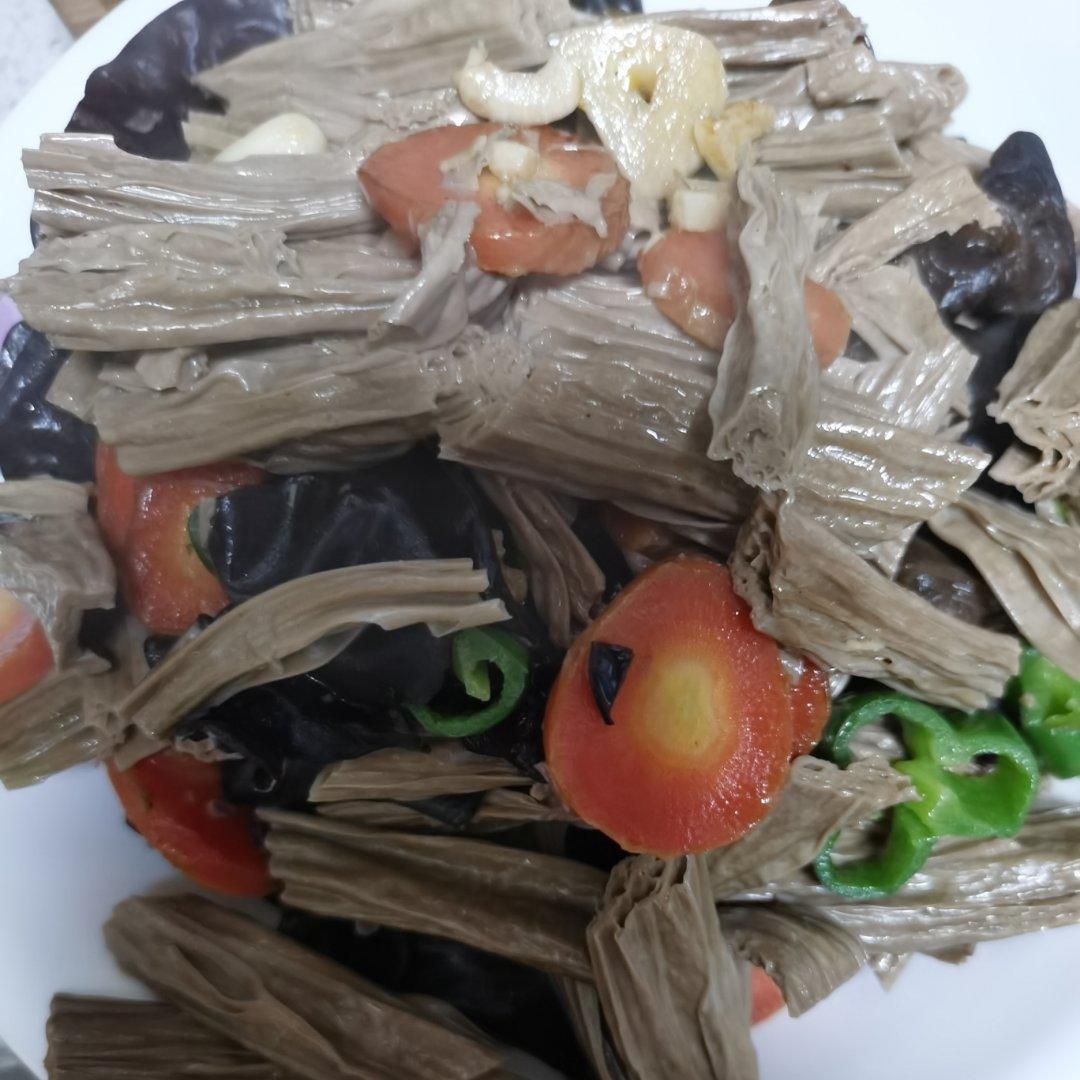 ⭕️清炒腐竹木耳⭕️适合疲惫到不想买菜的上班族