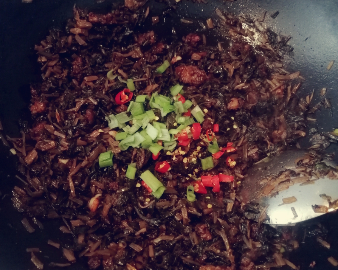 梅干菜炒肉末的做法 步骤9