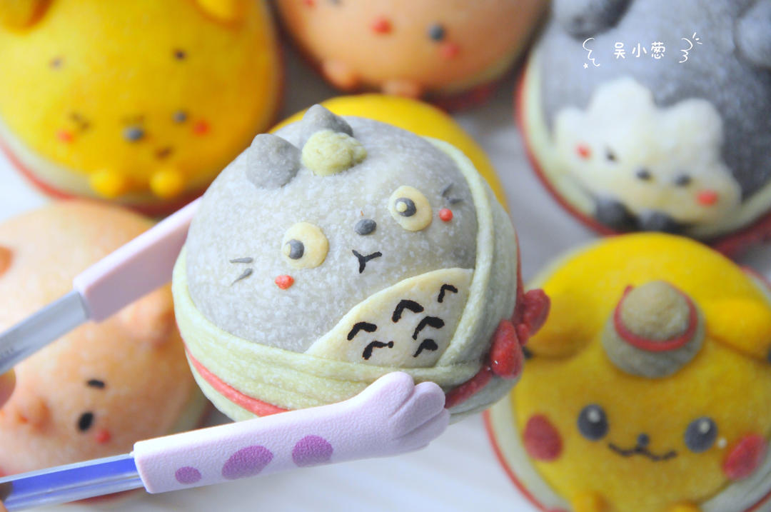 萌萌的卡通造型蛋黄酥，做法了解一下