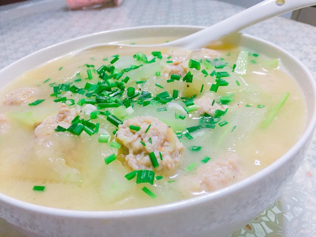 tian小厨做的妈妈牌:肉末冬瓜汤