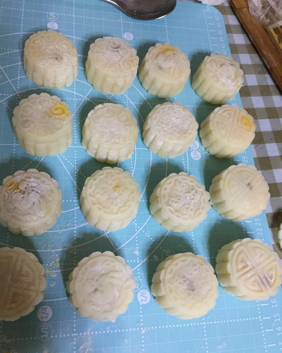 《Tinrry下午茶》冰皮月饼（奶黄馅）