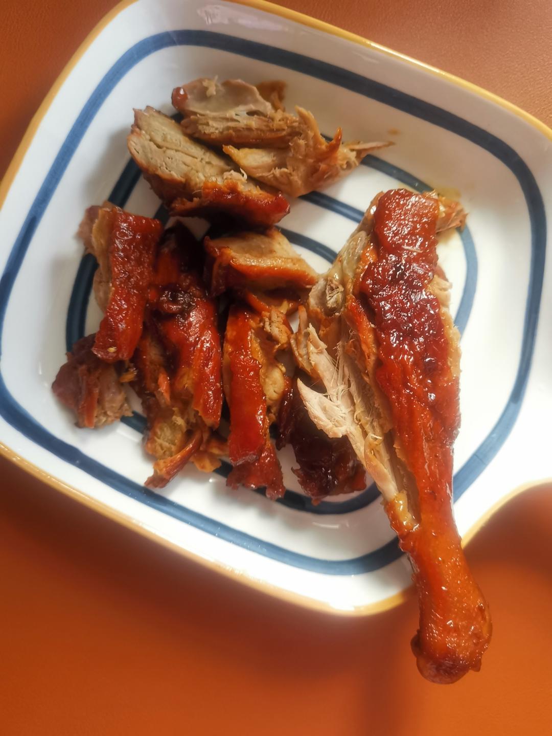 鸭腿这么做，一口气吃两个都不够😍