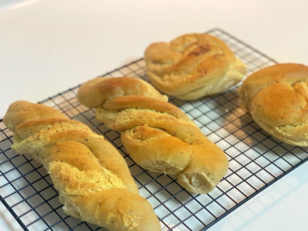 红茶奶酥面包