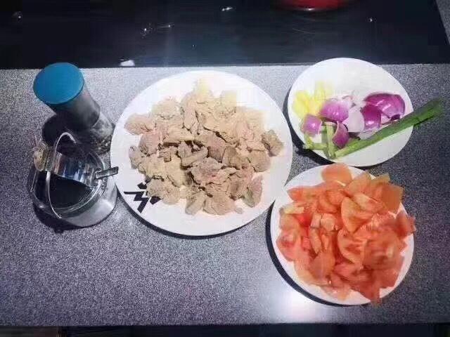 用新鲜杨梅做的杨梅汁