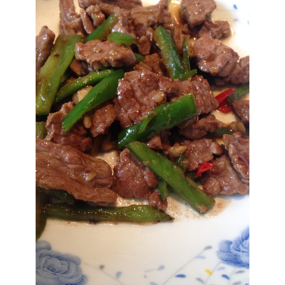 爆炒牛肉
