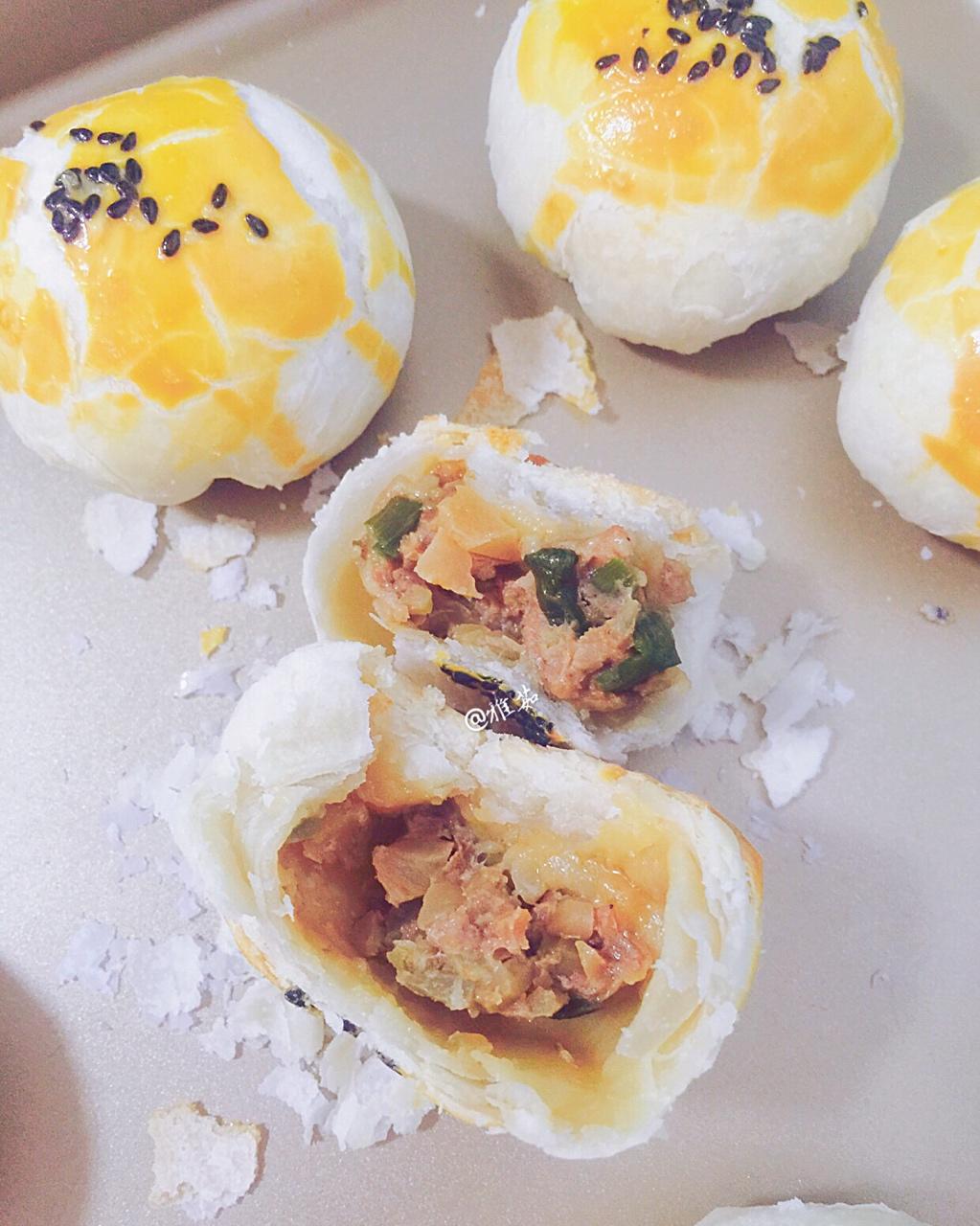 泳式鲜肉榨菜月饼