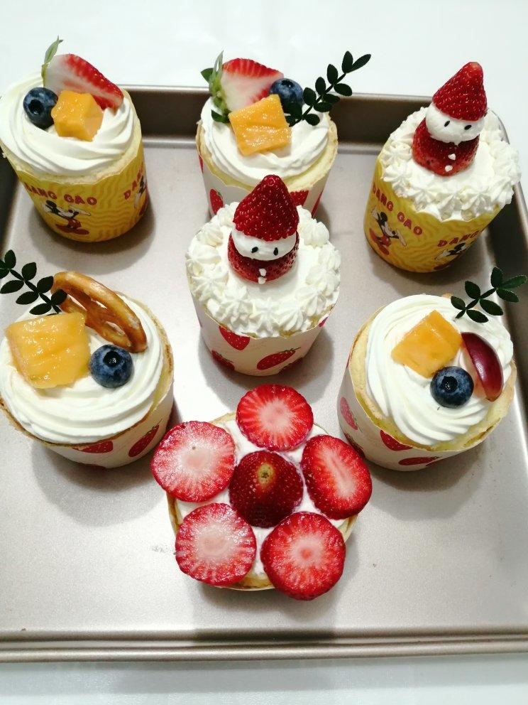 冬日雪人杯子蛋糕