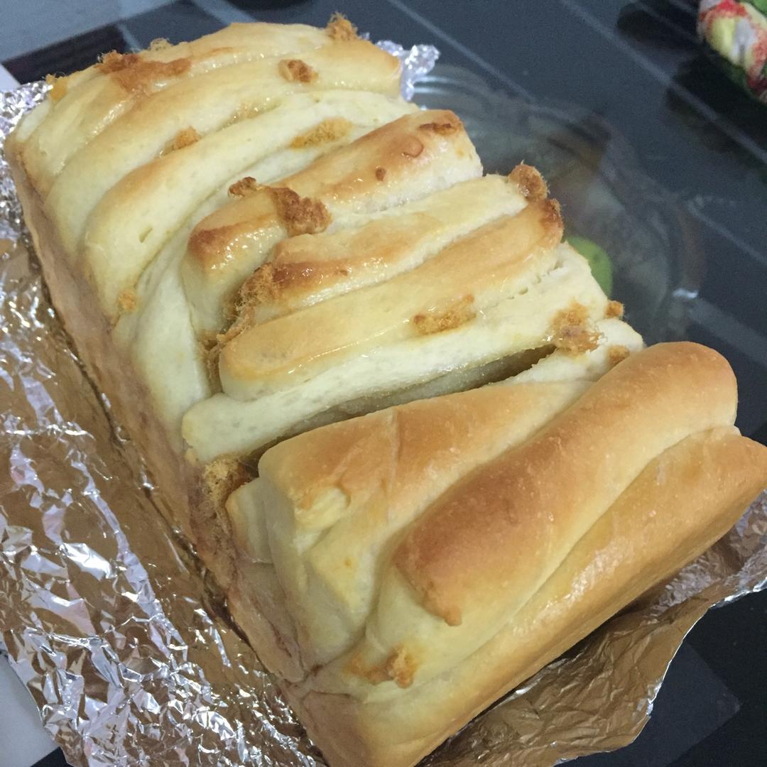 手撕千层肉松面包