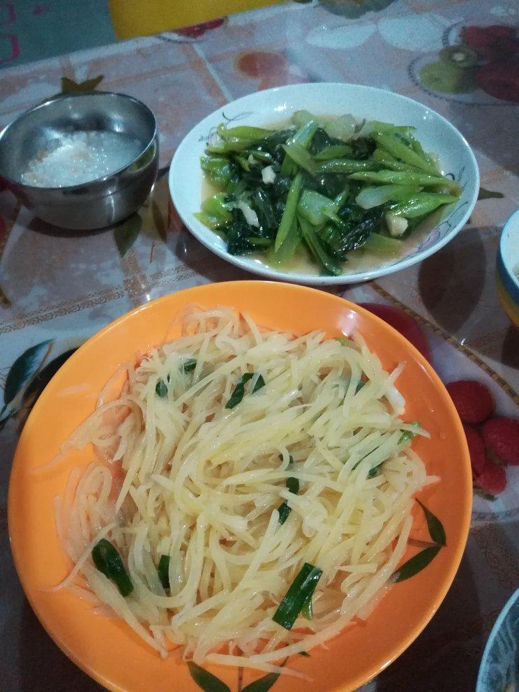 青椒土豆丝（炒制不粘锅，入口不软烂）