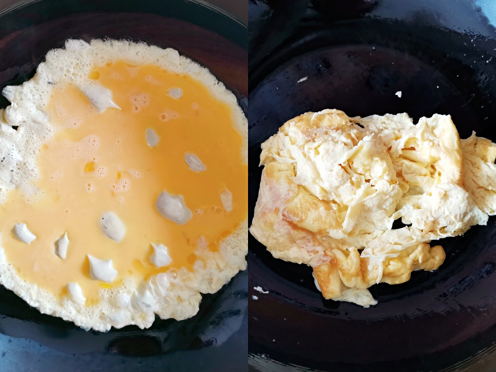 酱炒小葱鸡蛋的做法 步骤4