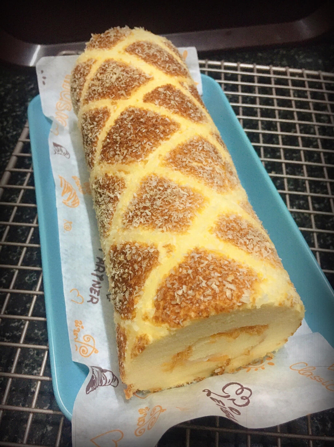 香葱肉松肥蛋糕卷～