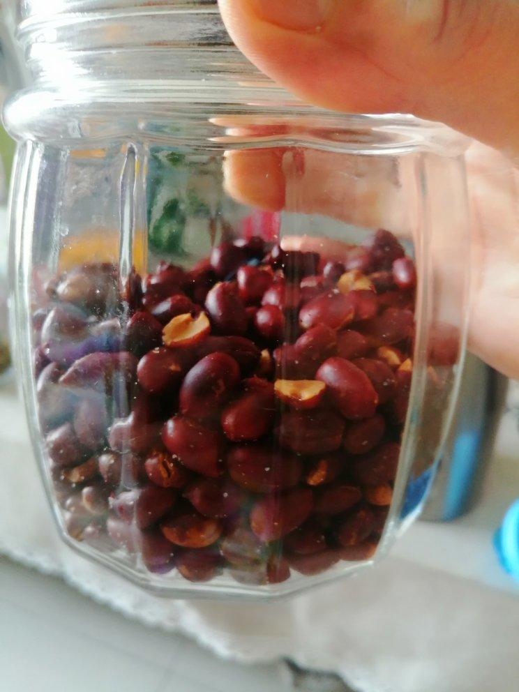 又香又脆不发软的炒花生米