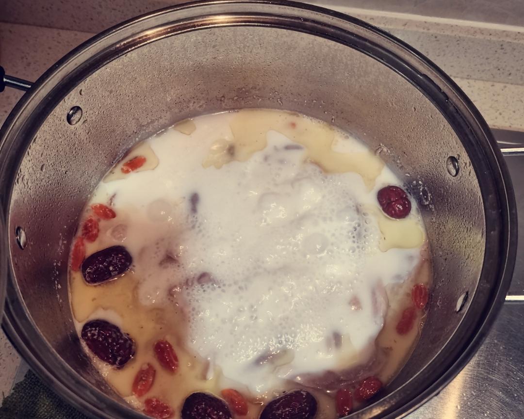 猪肚鸡美味的秘密的做法