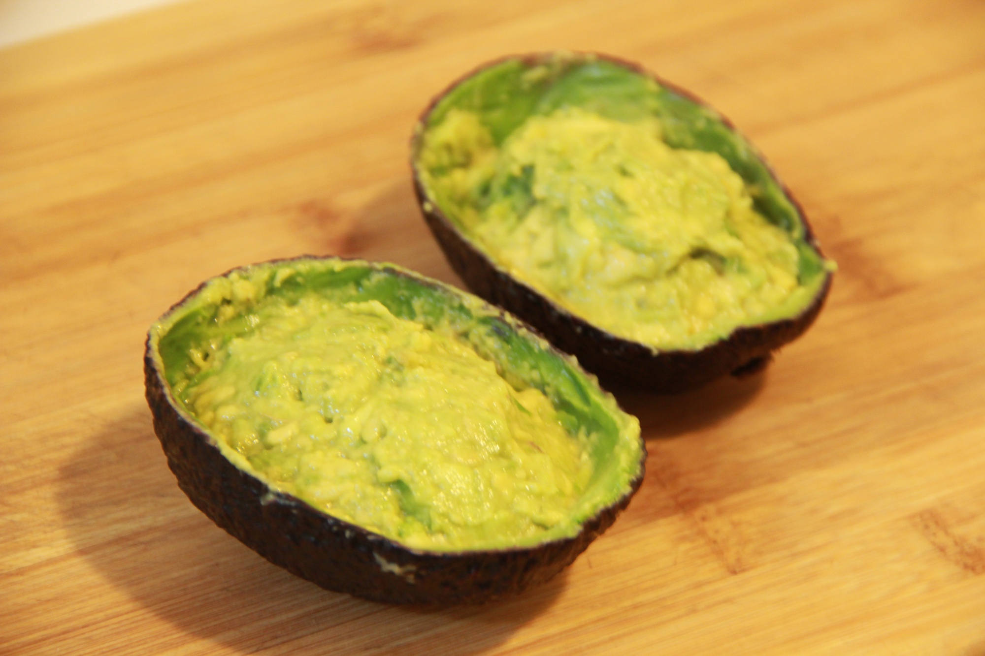 白糖拌牛油果（牛油果冰淇淋）