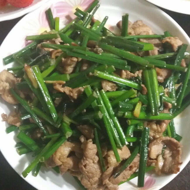 韭菜苔炒肉丝