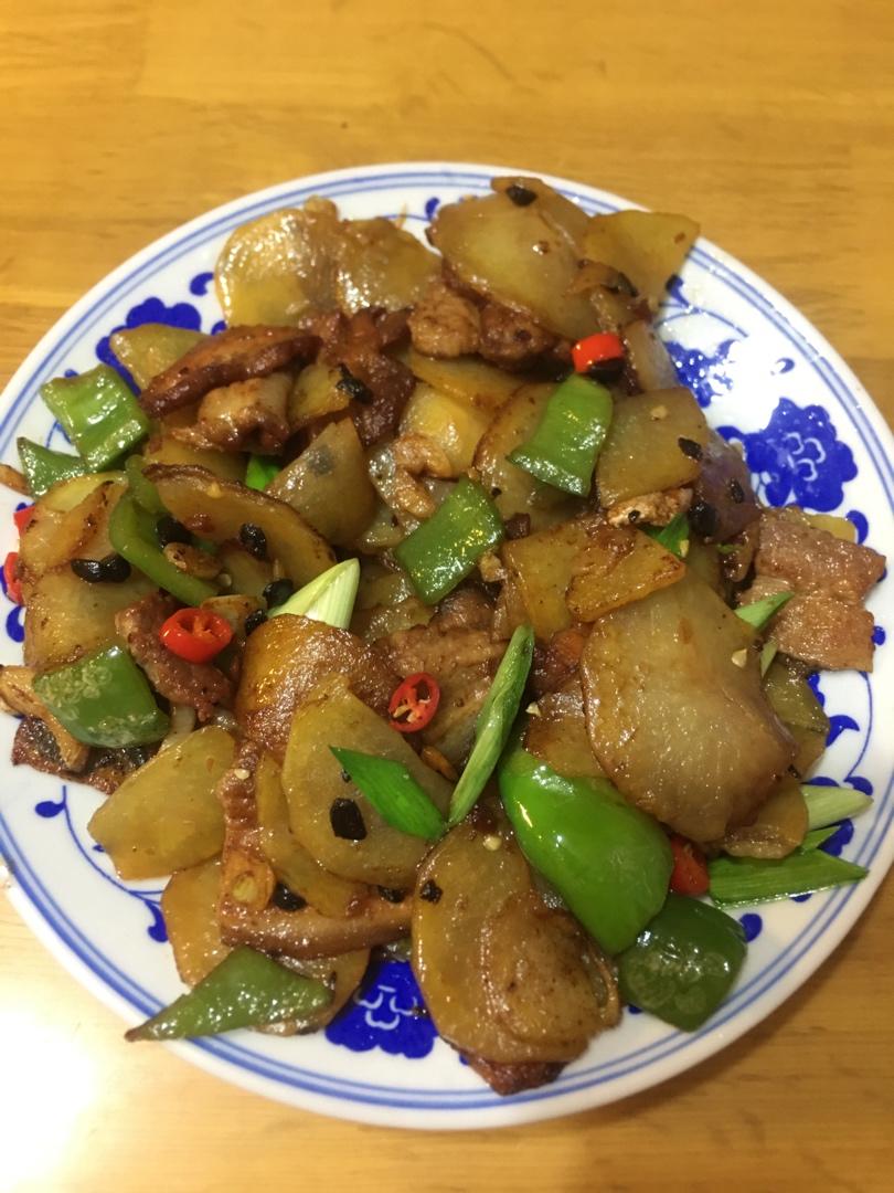 干锅土豆片