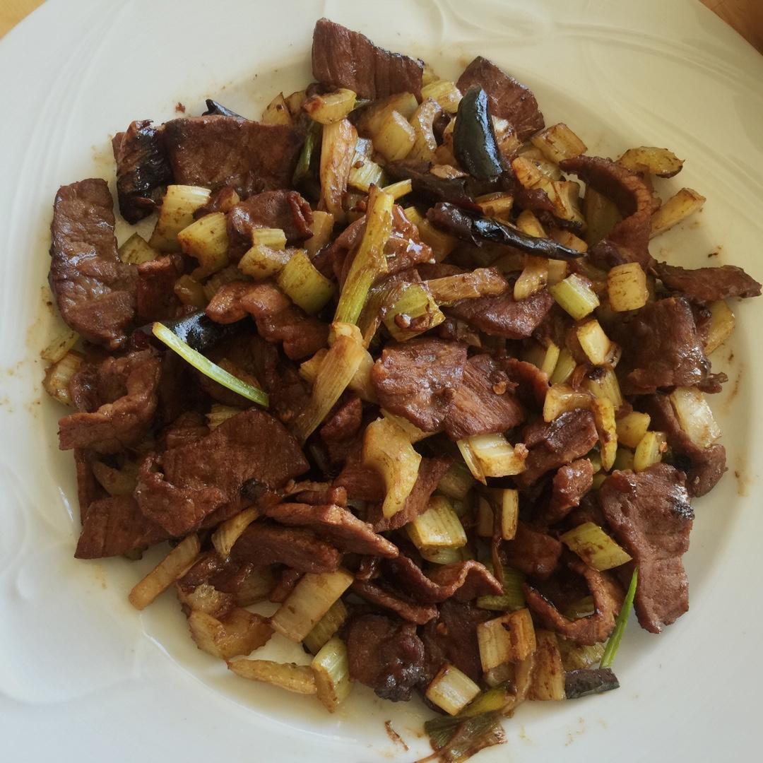 小炒牛肉