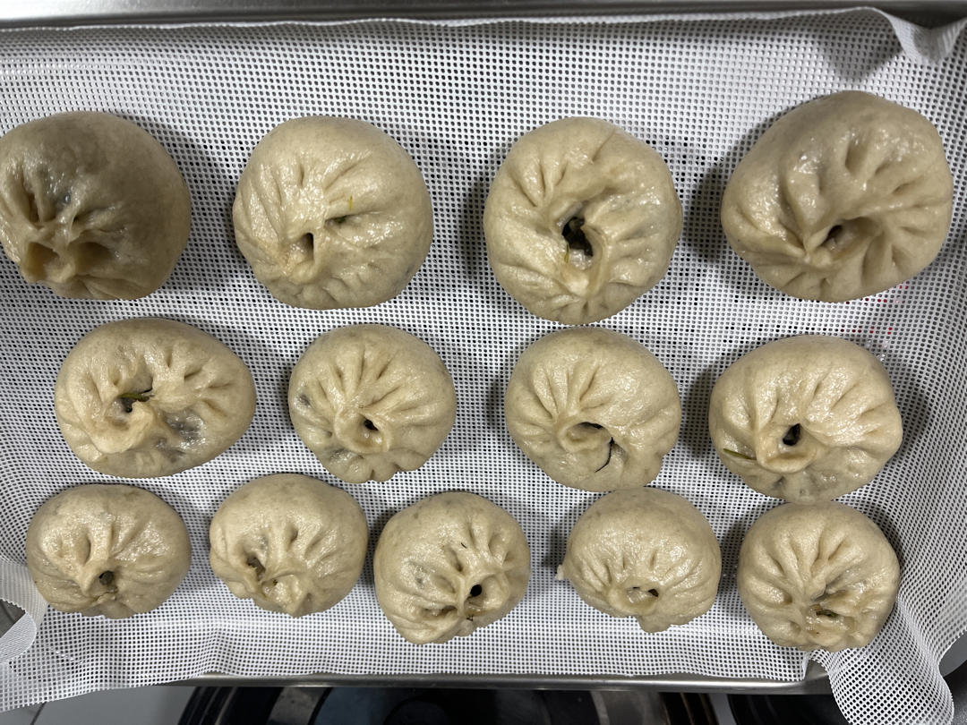 节省一半时间的大包子（另付翠绿菜包子，肉包子，腹黑包子食谱）