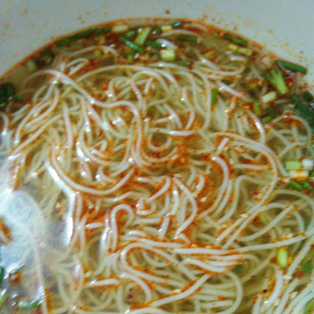 我的一人食：酸汤挂面