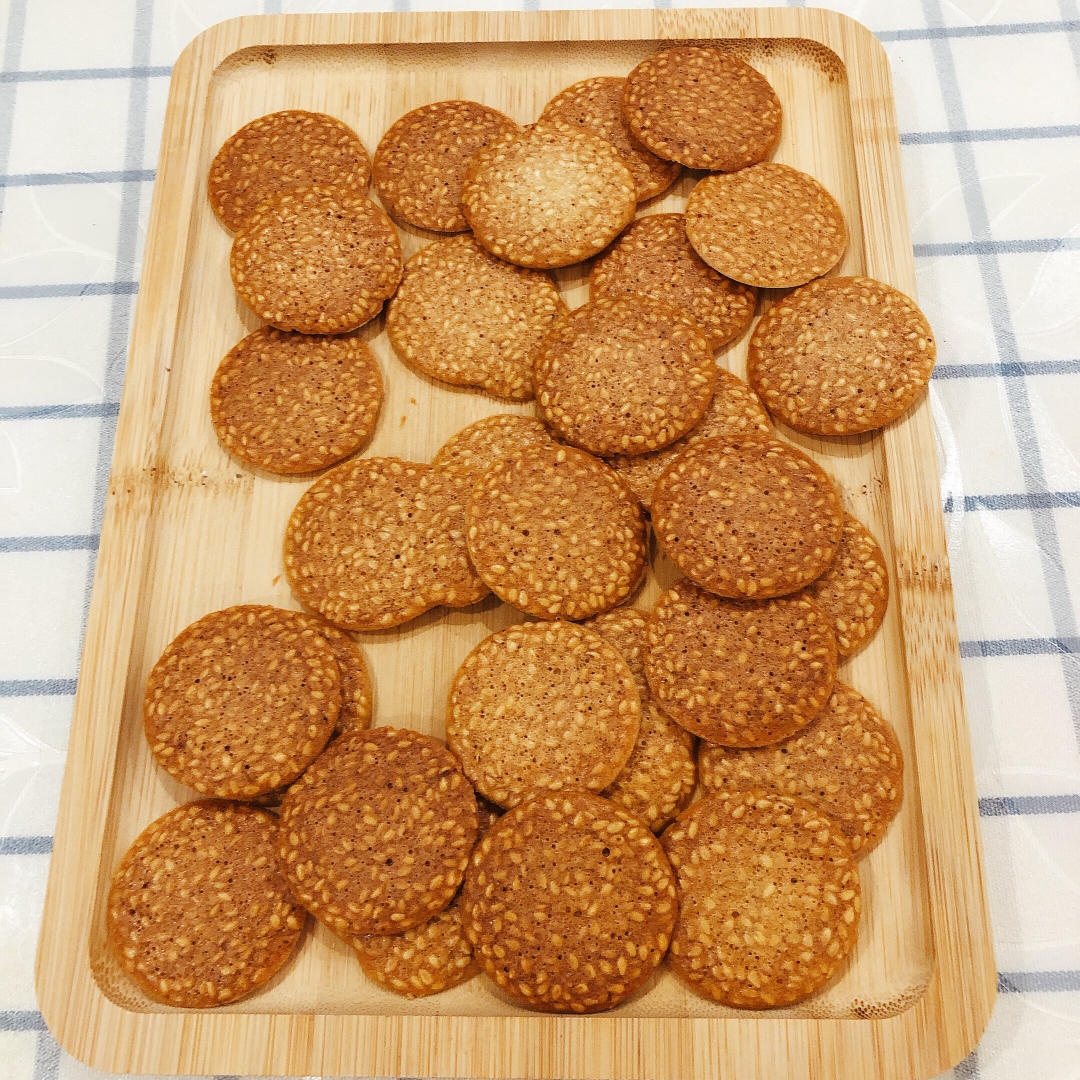 芝麻薄脆饼干，一步操作，超级简单