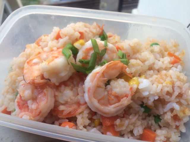 豌豆玉米虾仁炒饭